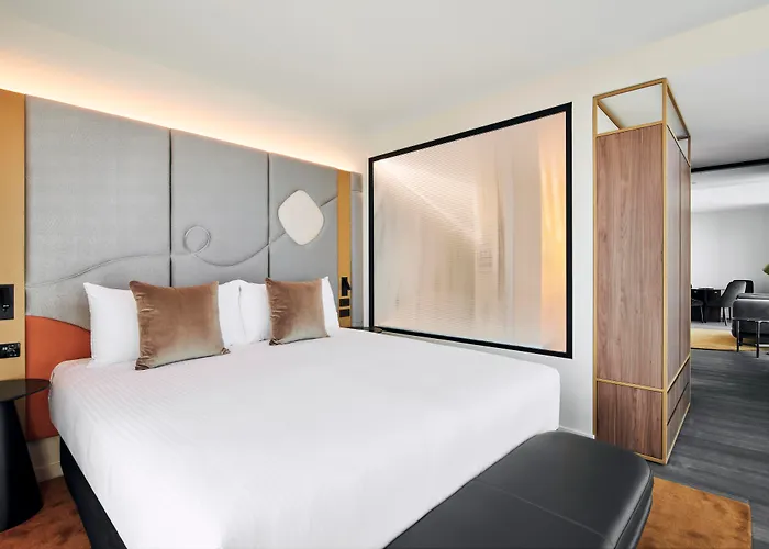 Quincy Hotel Melbourne