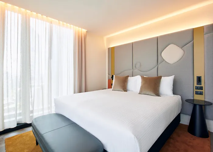 Quincy Hotel Melbourne